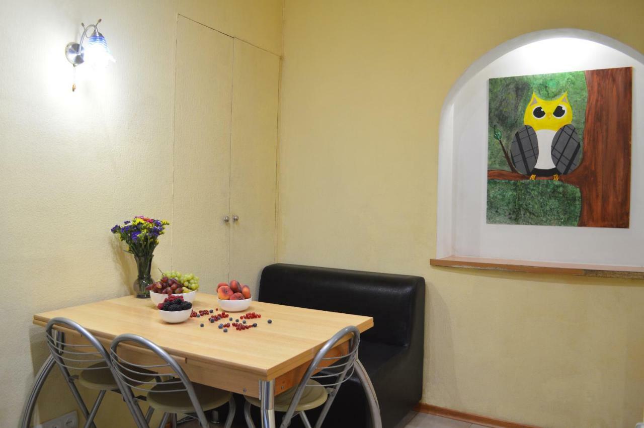 Owl Home Odessa Cozy Spacious Apartment In A Quiet Center Between Deribasovskaya And Privoz מראה חיצוני תמונה