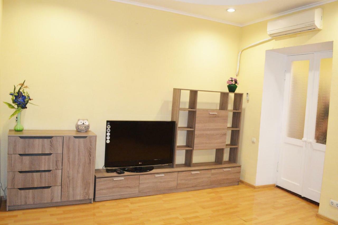 Owl Home Odessa Cozy Spacious Apartment In A Quiet Center Between Deribasovskaya And Privoz מראה חיצוני תמונה